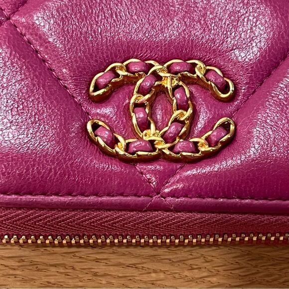 CHANEL Long Wallet Matelasse 19 Lambskin Pink Gold Hardware - Picture 11 of 11